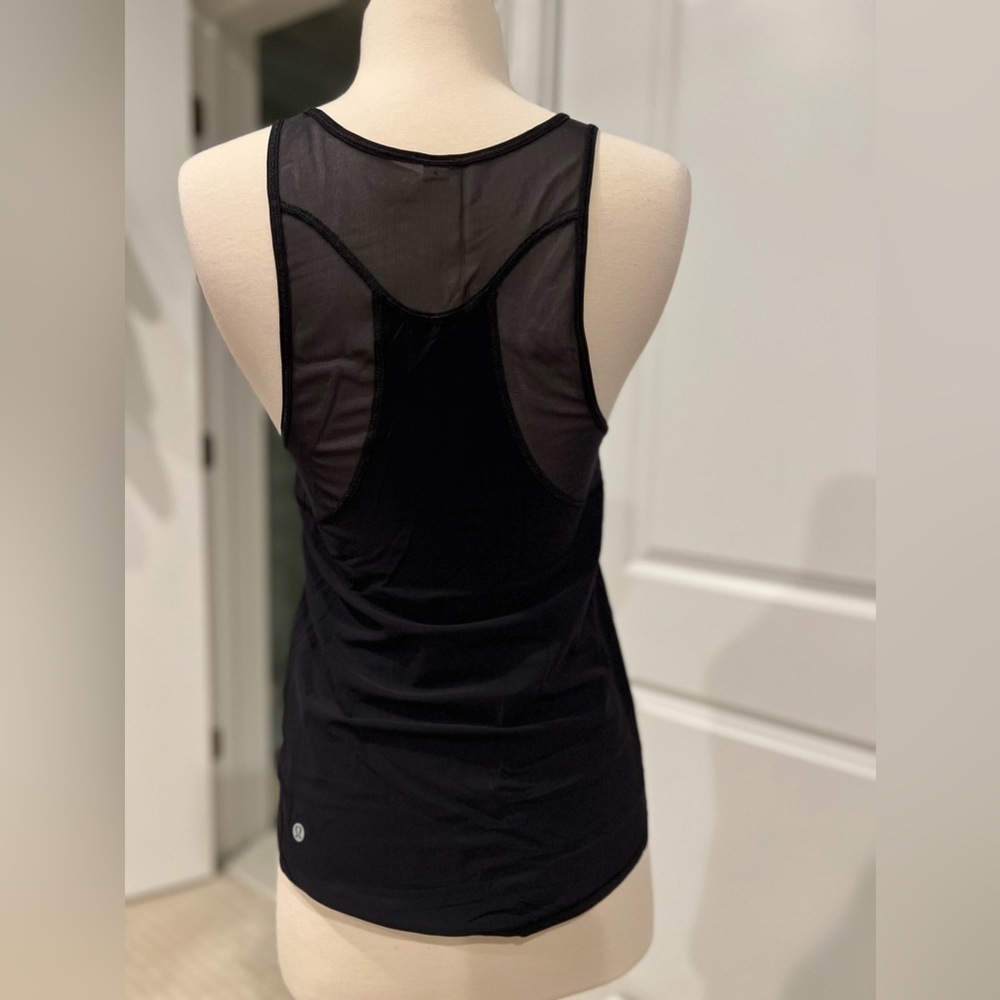 Lululemon - Picture 2 of 2